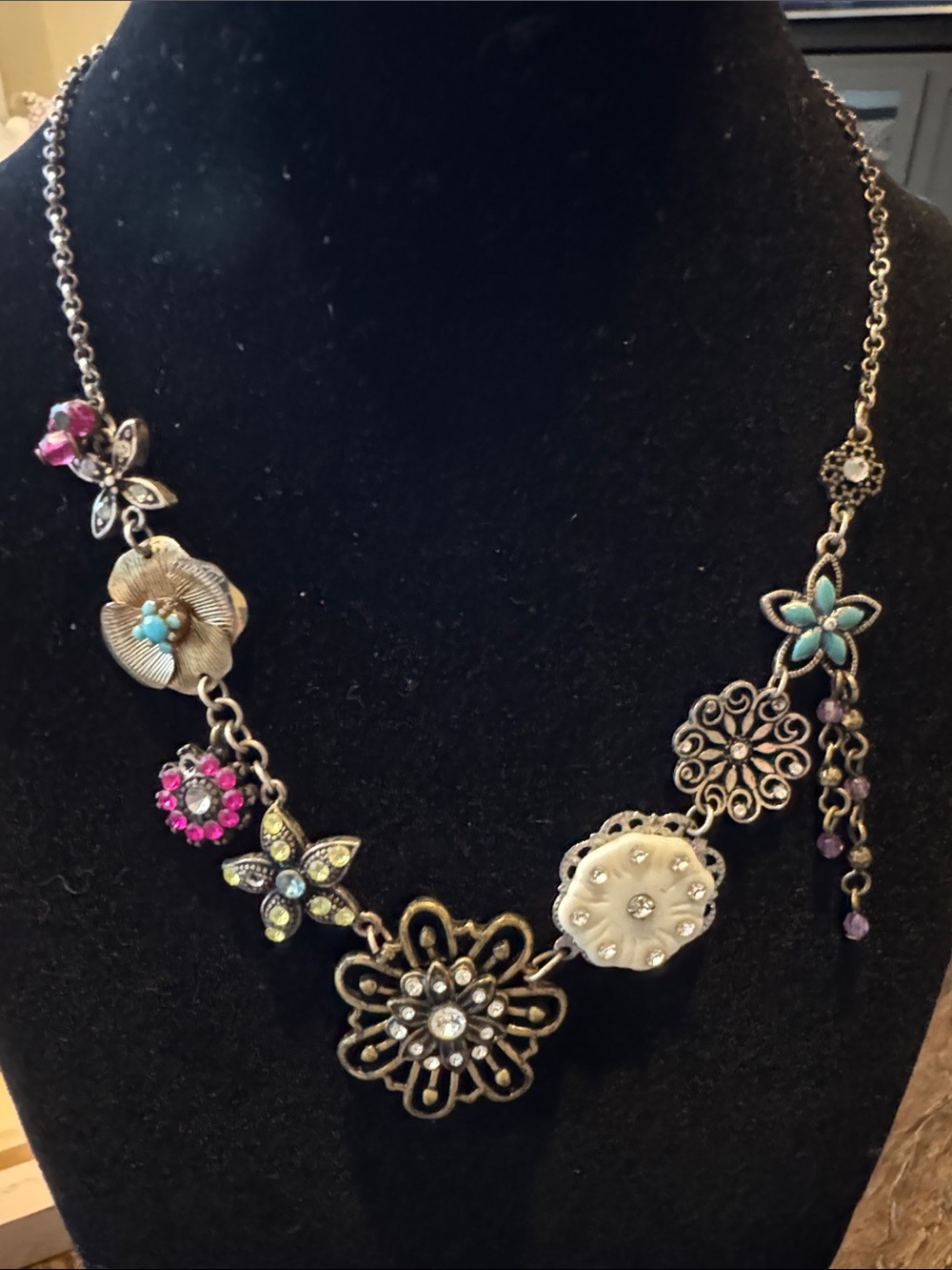 Vintage Floral Mixed-Metal Statement Necklace in Turquoise and Pink